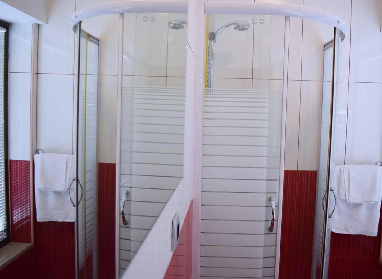 Apartmani Baki Podstrana Exterior foto