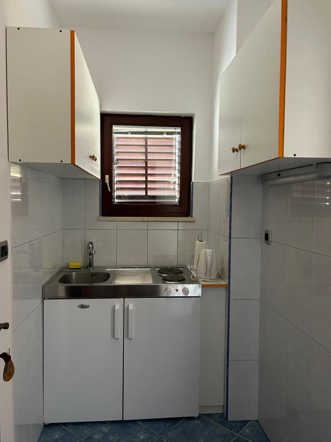 Apartmani Baki Podstrana Exterior foto