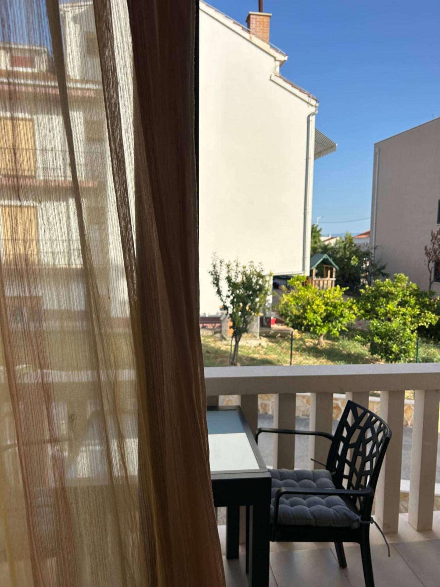 Apartmani Baki Podstrana Exterior foto