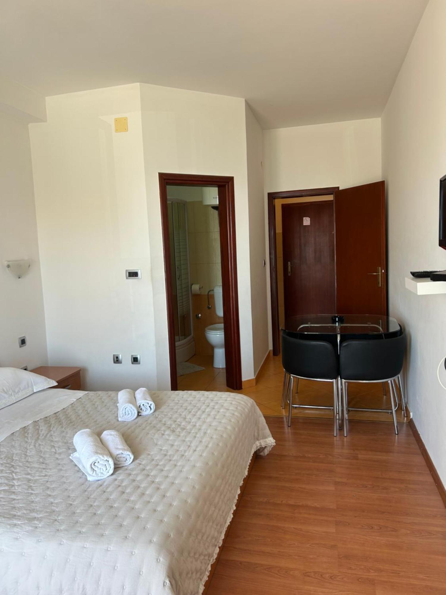 Apartmani Baki Podstrana Exterior foto