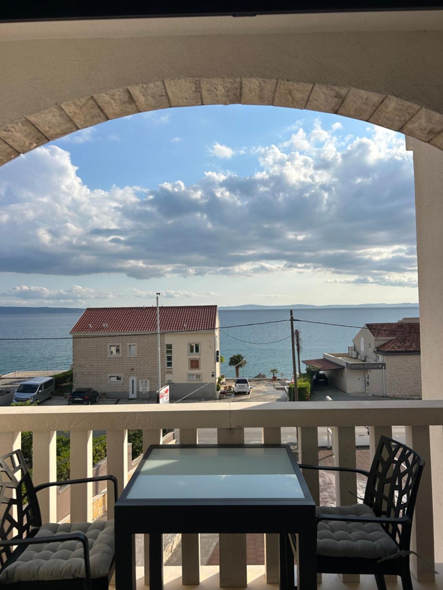 Apartmani Baki Podstrana Exterior foto